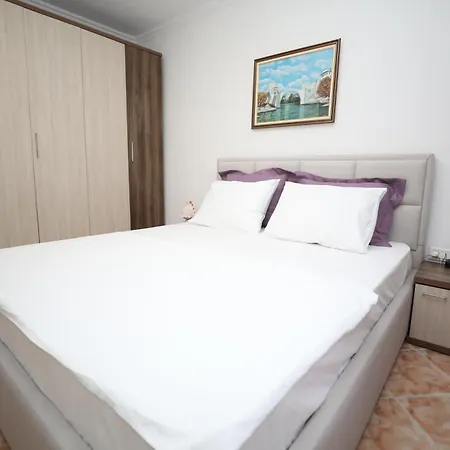 Center Apartment Tirana